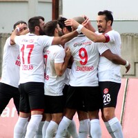 Ümraniyespor iki golle!