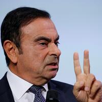 Milyon dolarlık evinden kasalar çıktı