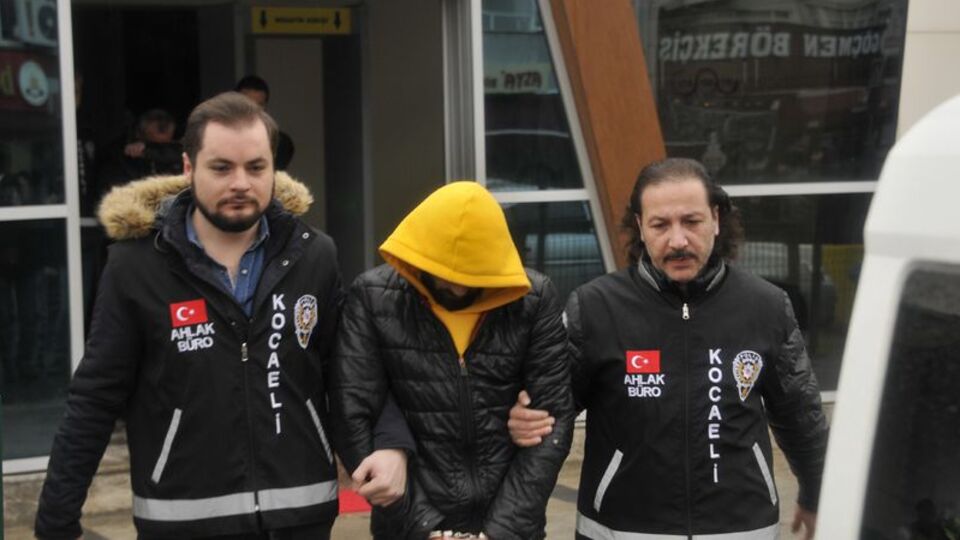 14 kıza aynı tuzağı kurdular! Polisten 'Like' operasyonu...