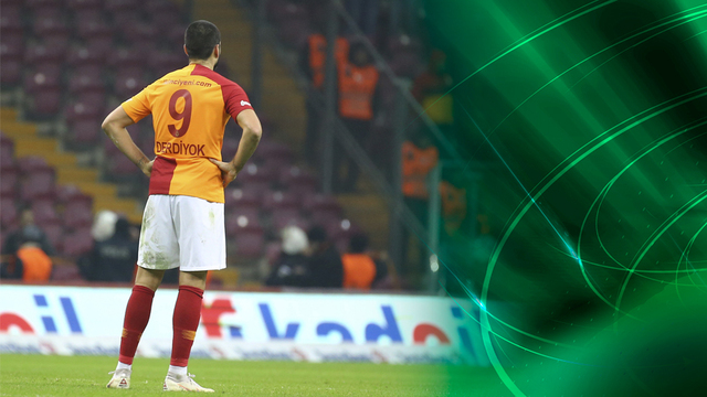 Eren Derdiyok taraftarı ikiye böldü