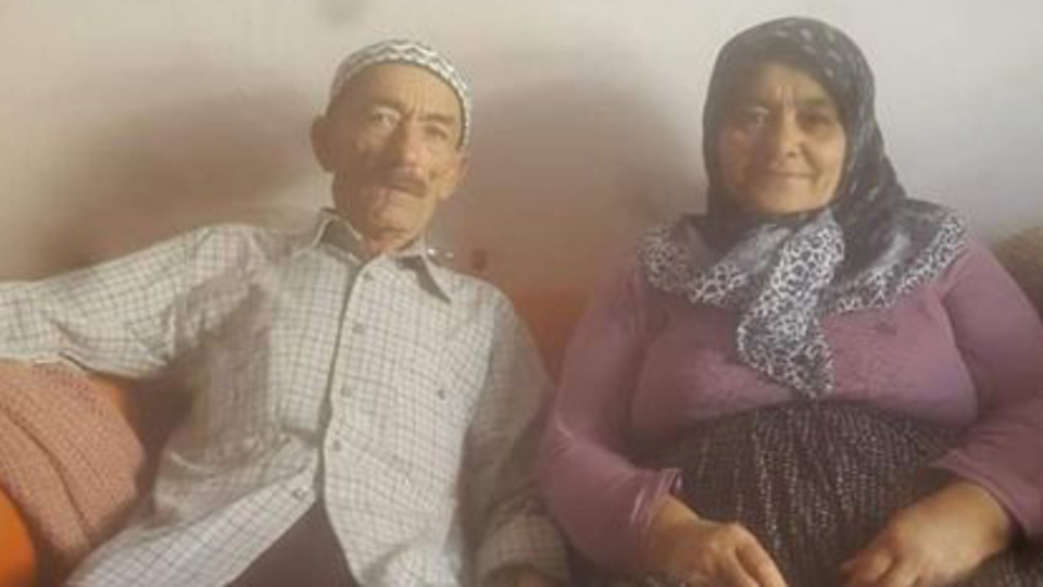 Yaşlı çift evlerinde ölü bulundu
