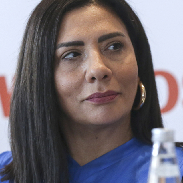 Işın Karaca hastanelik oldu