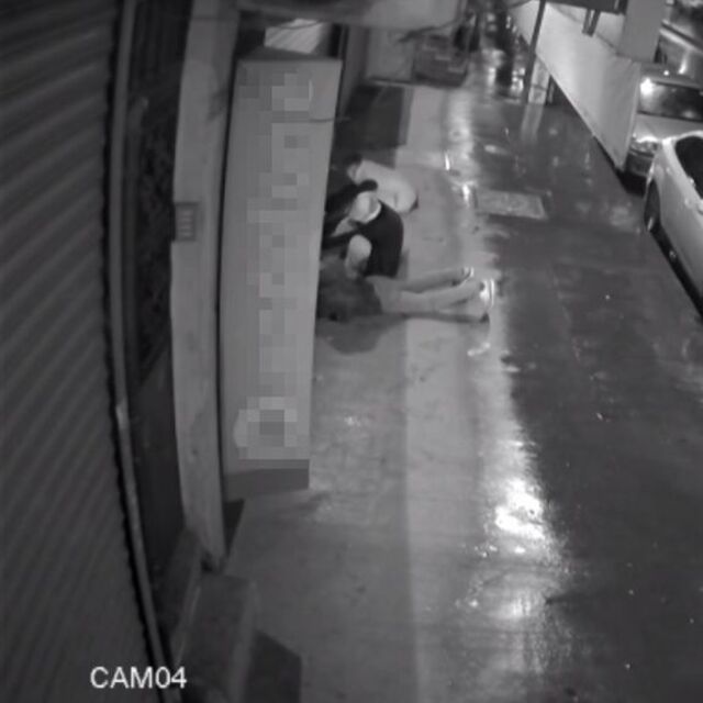 Polis merkezine 200 metre mesafedeki dükkanı soydular