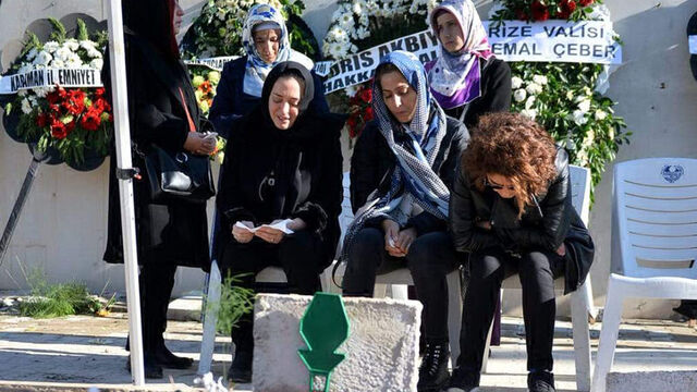 Şehit emniyet müdürünün eşinden ağlatan sözler