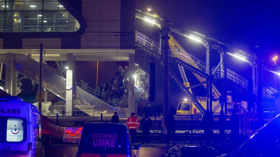 Kar yağışına rağmen çalışmalar sürüyor!