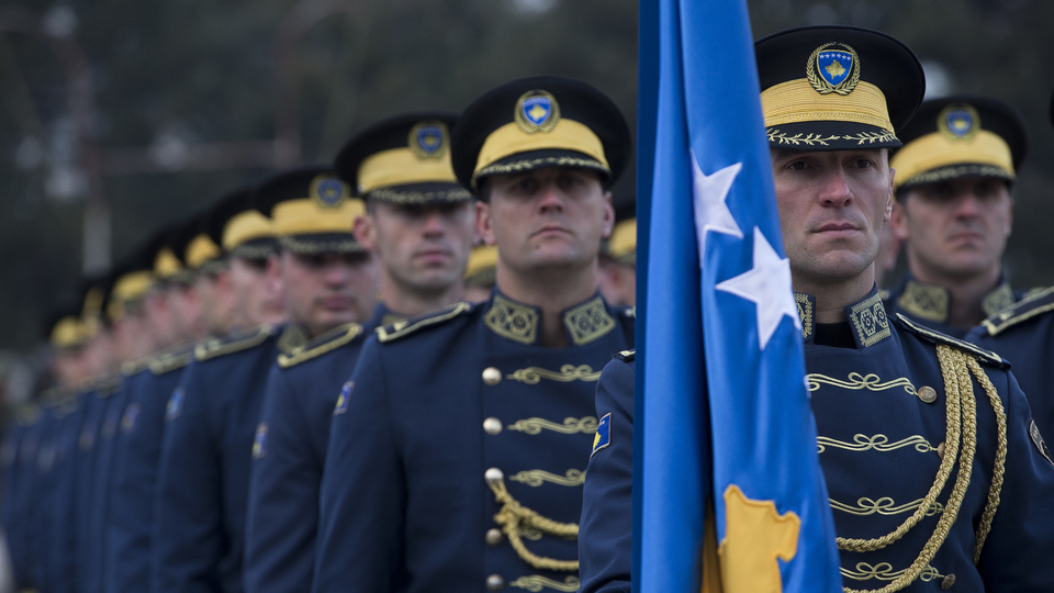 Kosova kendi ordusunu kuruyor!