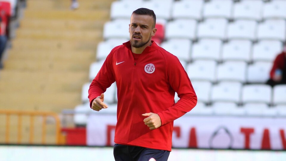 Chico, Brezilya basınına Antalyaspor'u anlattı