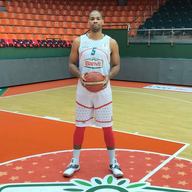Banvit, Gary Neal ile anlaştı!