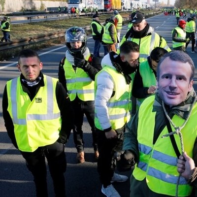 Macron da Maastricht’e “Sarı Yelekli” oldu