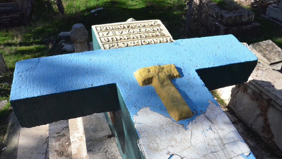 Malatya'da bir mezarlıkta bulundu! Hikayesi herkesi hüzünlendiriyor