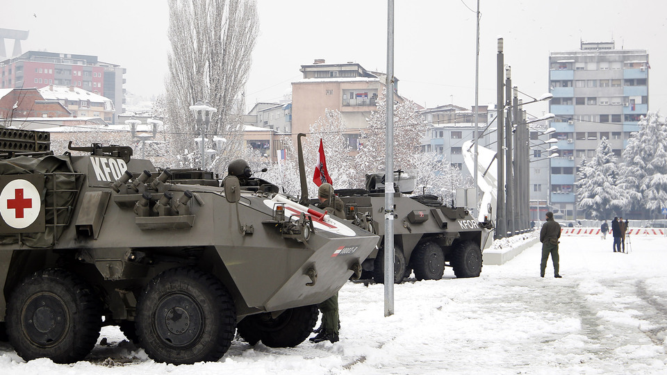 Balkanlar'da yüksek tansiyon: Sırbistan, Kosova'ya müdahale edebilir