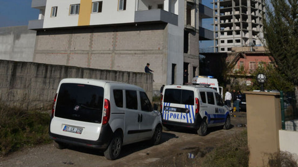 Müteahhite verdiği inşaata gezmeye gitti sonu feci...