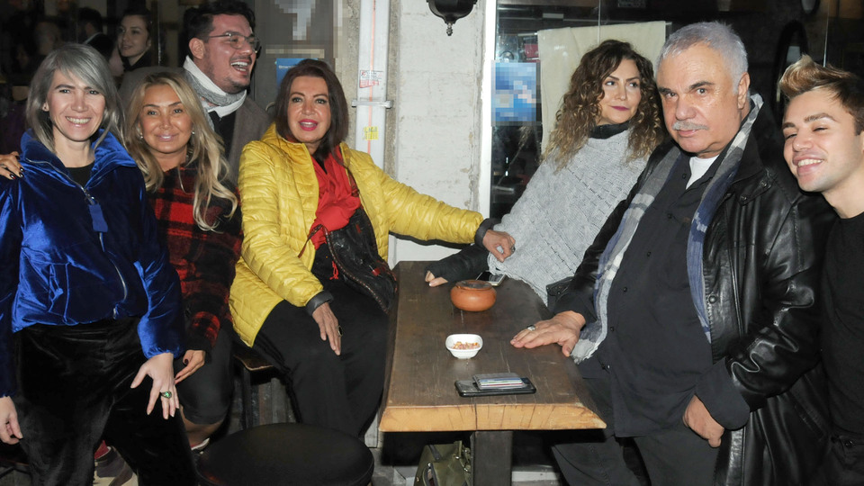 Eski dostlar bir arada