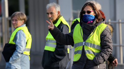Sarı Yelekliler bir ülkede daha sokağa çıktı!
