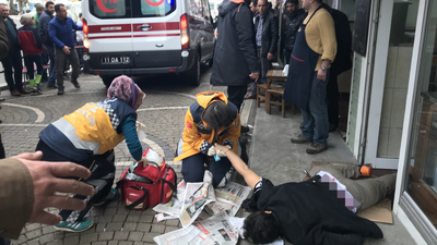 Korkunç olay! Beline bıçak saplandı