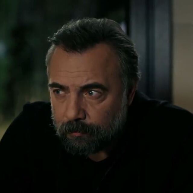 Alpaslan birileriyle görüşüyor!