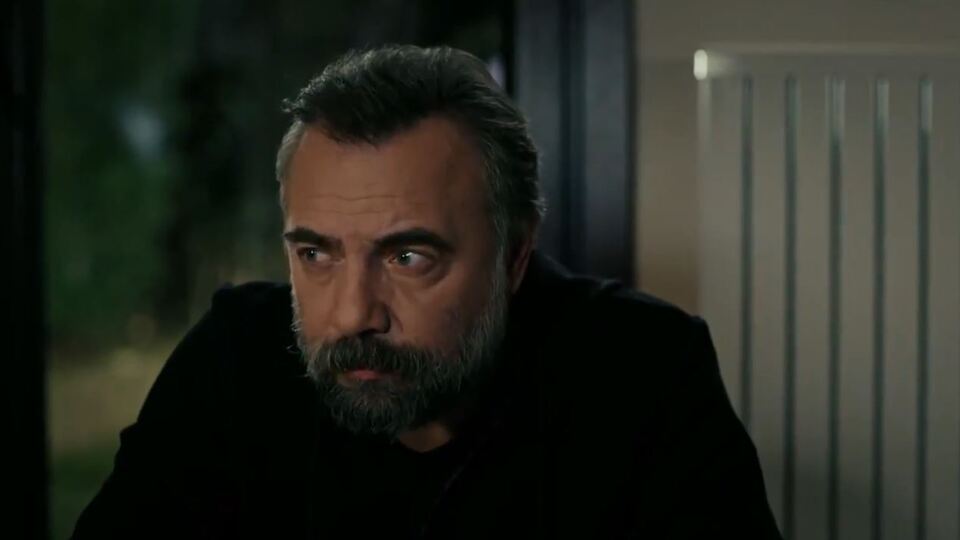 Alpaslan birileriyle görüşüyor!