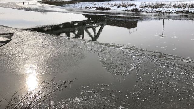 Doğuda Sibirya etkisi! Kars Çayı donmaya başladı
