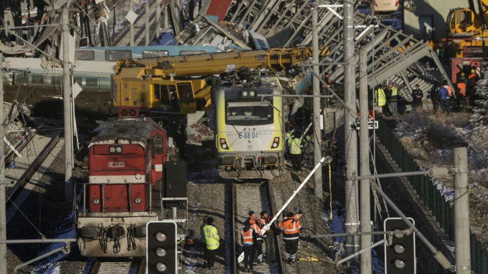 Ankara'daki tren kazasında 3 tutuklama