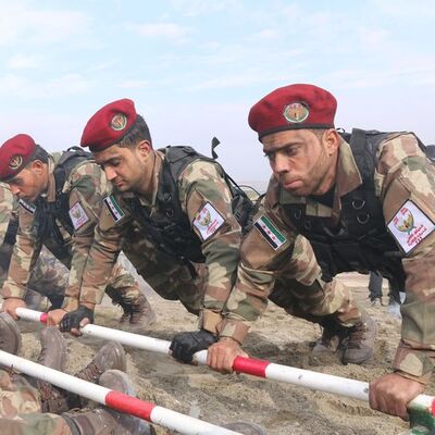 ÖSO Tel Abyad sınırında eğitimde! Bordo bereli ÖSO!