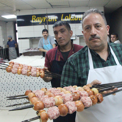 O şehirde kışın olmazsa olmazı! Grip olmak istemeyen mutlaka yiyor