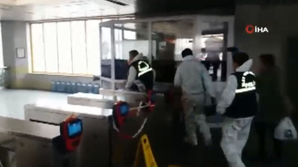 Başkent'te metroda intihar şoku!