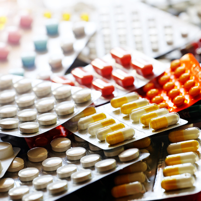 Kur bahanesiyle stokta ilaç tutma tepki çekti