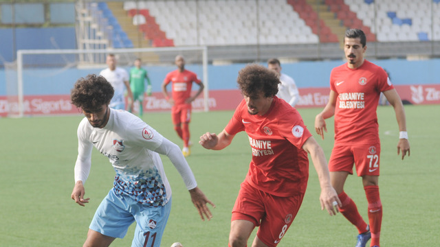 Ümraniyespor kupada turladı