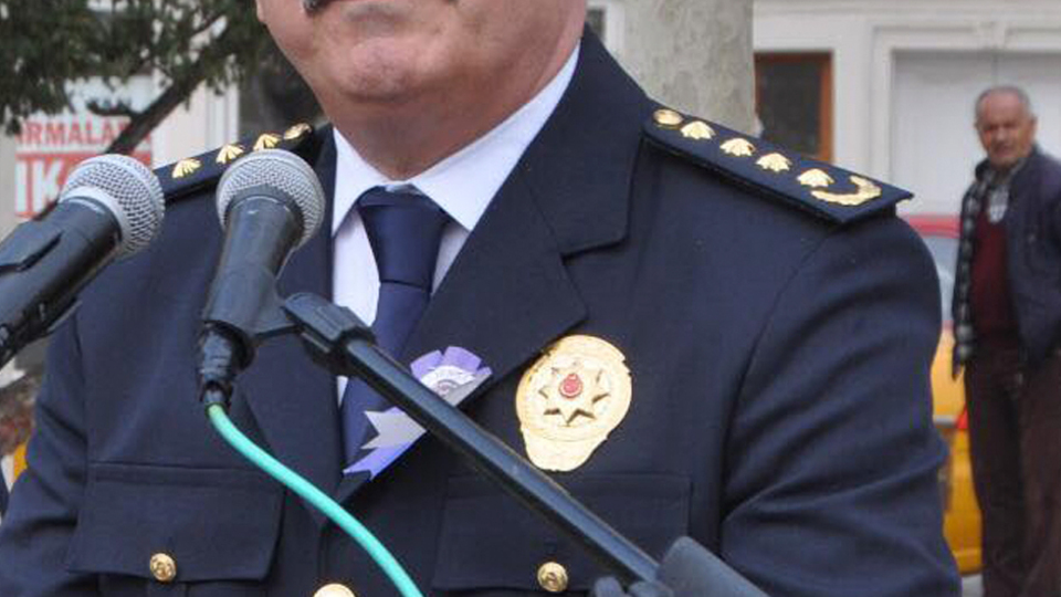 12'si emniyet müdürü toplam 49 kişiye FETÖ'den gözaltı kararı!