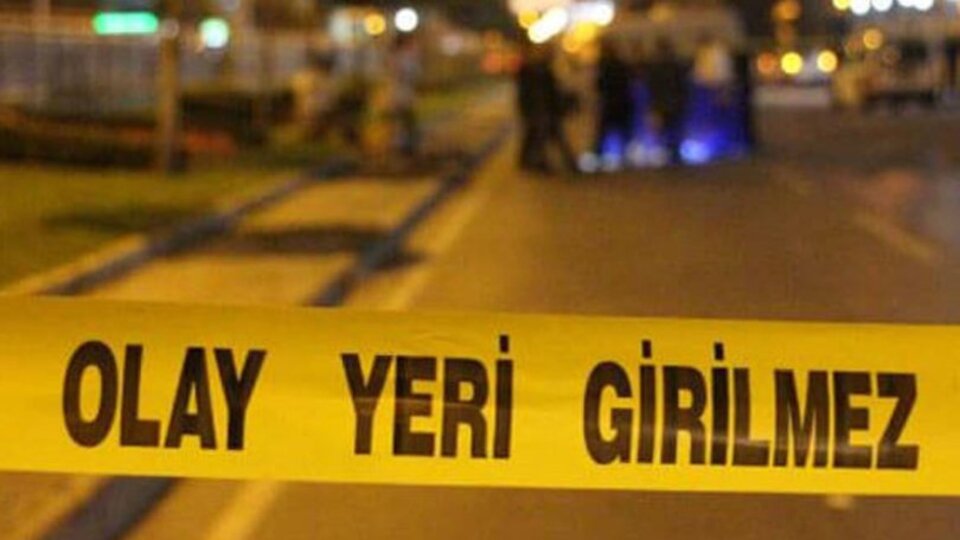 İngilizce öğretmeni evinde ölü bulundu