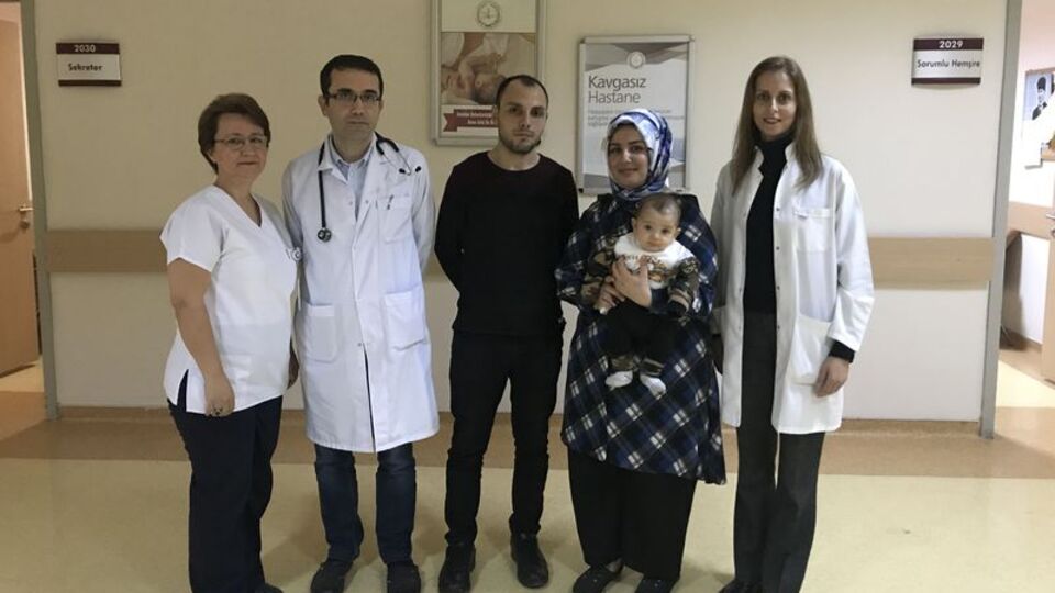 Ağabeyinin kaybettiği savaşı, Ahmet Emin kazandı