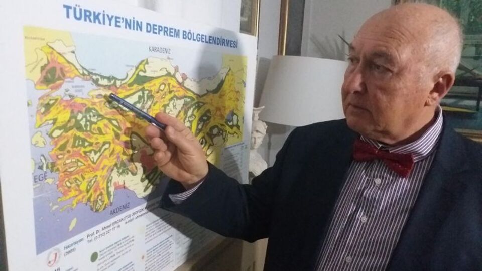 Deprem bilimci Prof. Dr. Övgün Ahmet Ercan: "İmralı'da deprem bekliyorum!"
