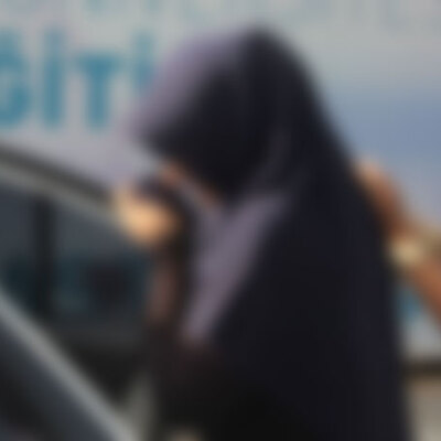 Aynı kızla evleneceklerini düğün davetiyesini görünce anladılar!