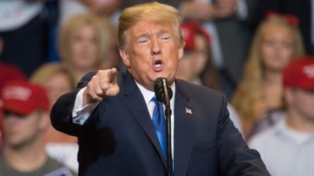 Trump'tan bütçeye Meksika duvarı resti