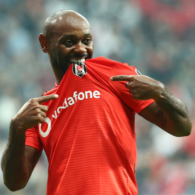 Vagner Love'a 2 talip