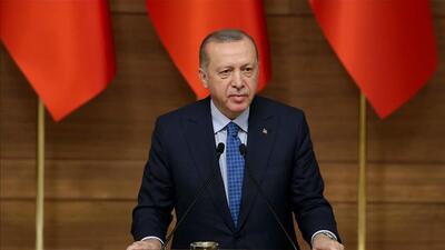 "Kaymağını yedikleri bu ülkeye asalak gibi yapışan elitler..."