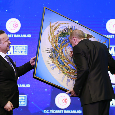 Erdoğan'a duygulandıran hediye