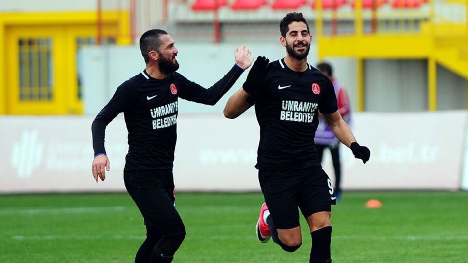 Ümraniyespor evinde güldü