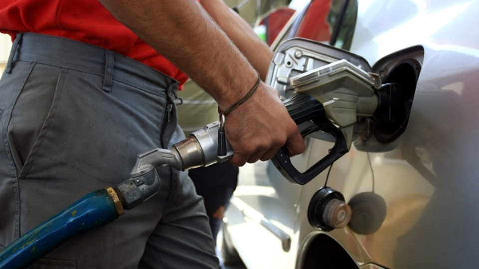 Benzin ve motorinde indirim tutarı arttı