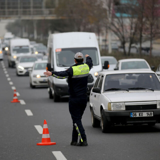 8,5 milyon kişi sorgulandı, 8 bin araç trafikten men edildi