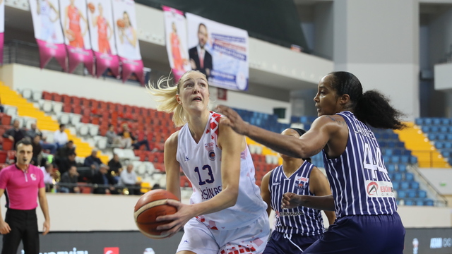 Mersin Büyükşehir Belediyespor farklı kazandı