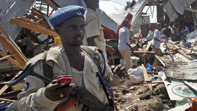 Somali'de bomba yüklü araçla saldırı!