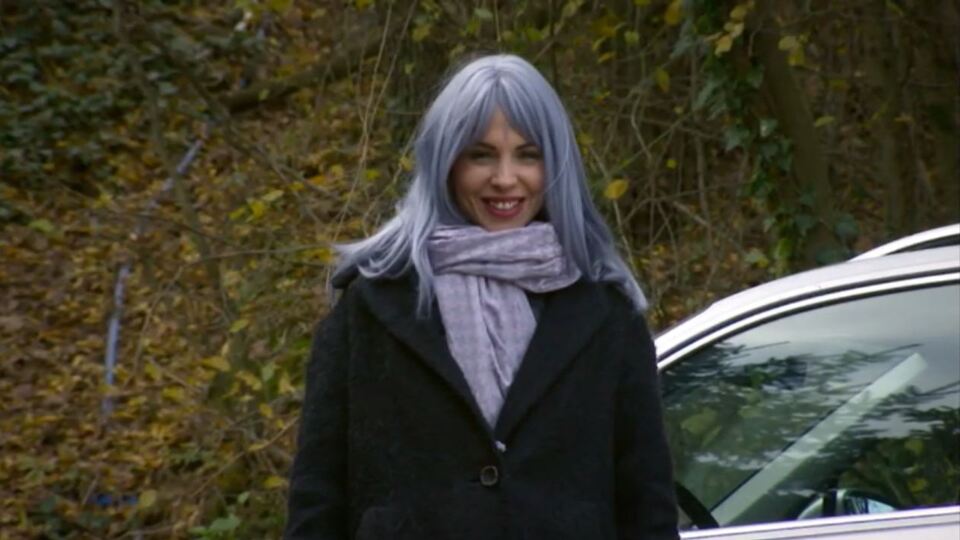 Sibel yeniden hareket geçiyor!