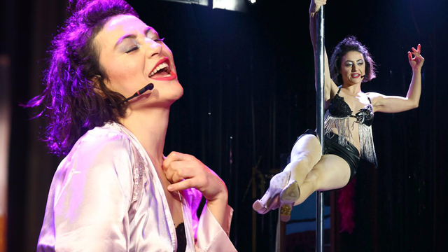 Direk dansı performansıyla şaşırttı