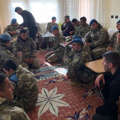 35 komando, şehidin baba ocağına gitti! "Onlarda oğlumun kokusu var!"