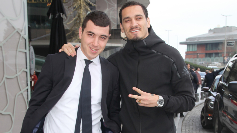 Maicon'un keyfi yerinde