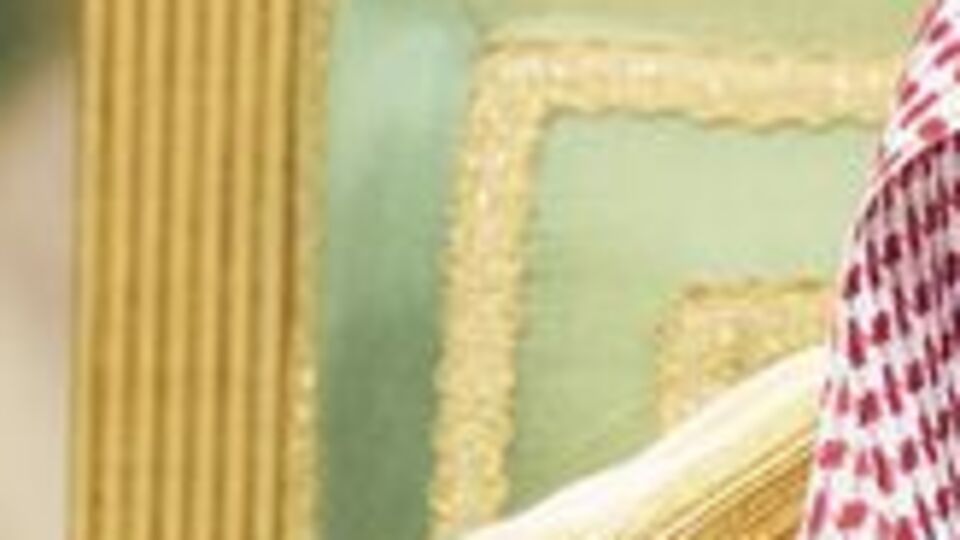 Kral Selman'ın üvey ağabeyi son yolculuğuna uğurlandı