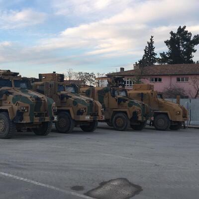 Münbiç sınırına askeri sevkıyat