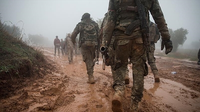 Suriye Peşmergeleri'nden önemli açıklama: "YPG ile anlaşamadık! Suriye'yi yıkan güç YPG!"