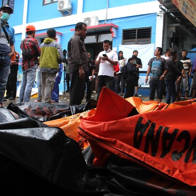 Dev tsunamide ölü sayısı hızla artıyor!